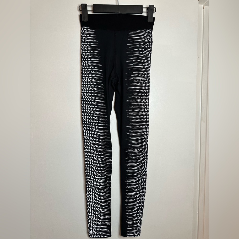 Physiq Black/ White Bubble Leggings XS